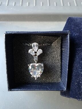Stauer DiamondAura Heart Necklace